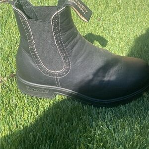 Chelsea blundstones